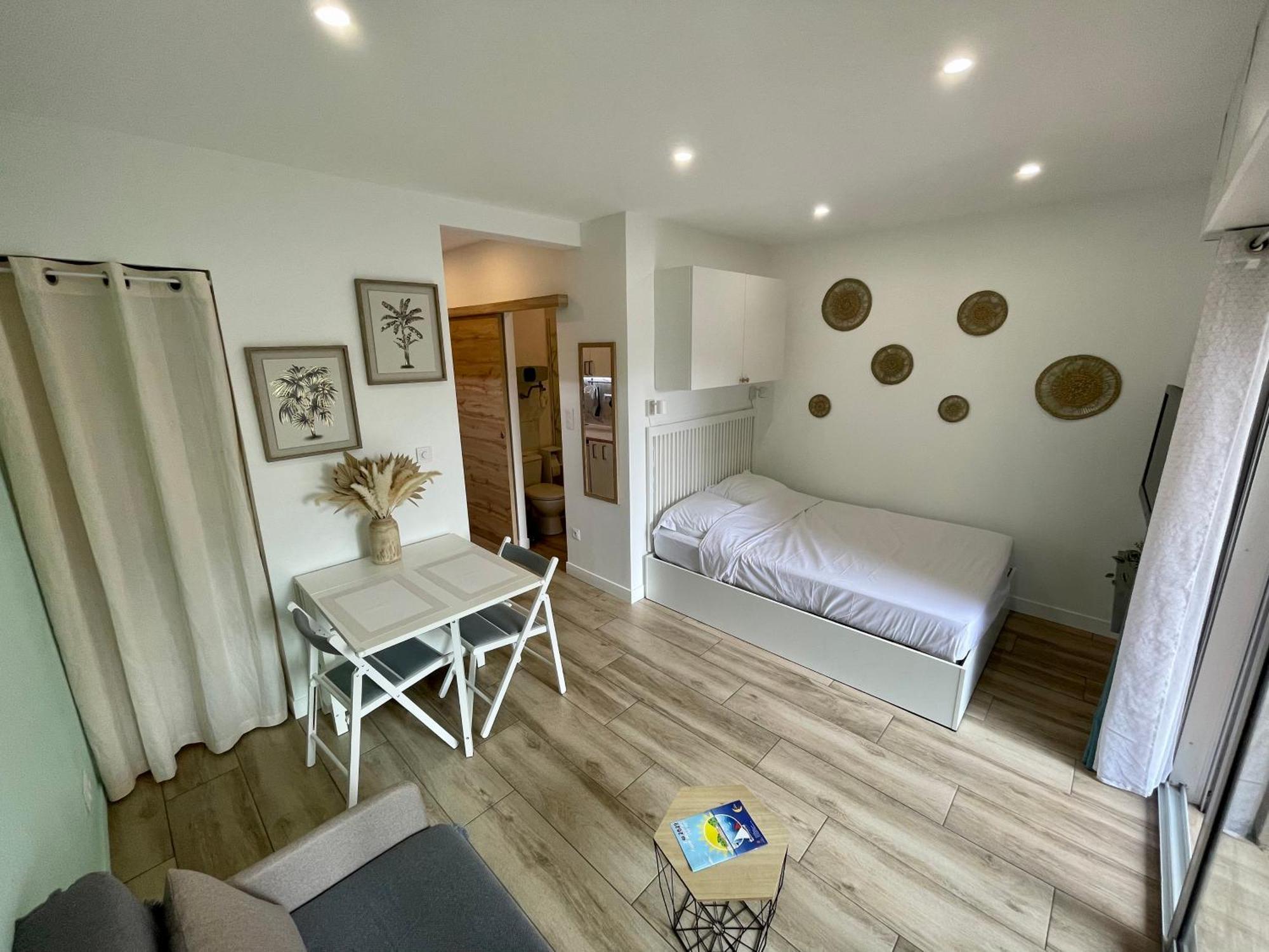 Superbe Studio Avec Terrasse Proximite Plage Saint-Mandrier-sur-Mer Exterior photo